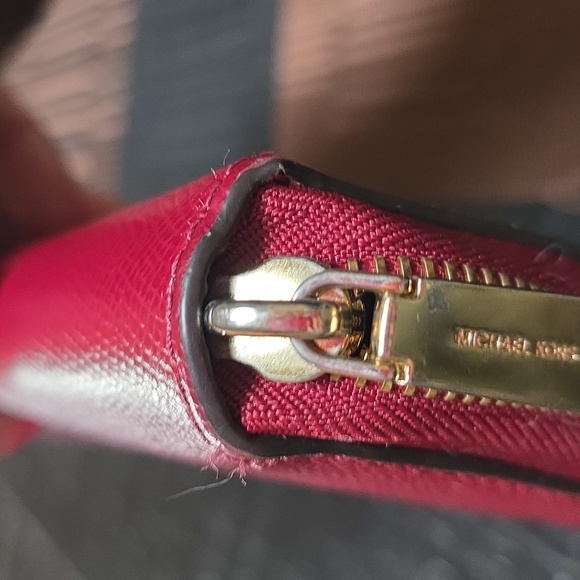 Michael Kors Red Jet Set Travel Wallet - Picture 7 of 15